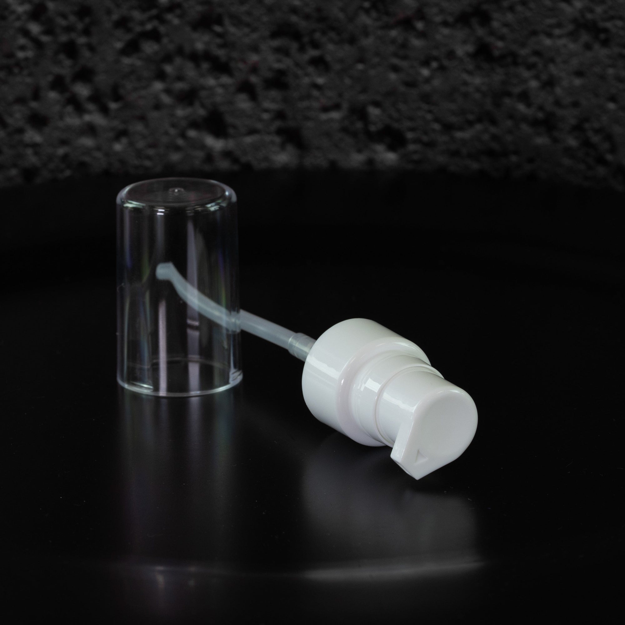 White Smooth Treatment Pump 20/410